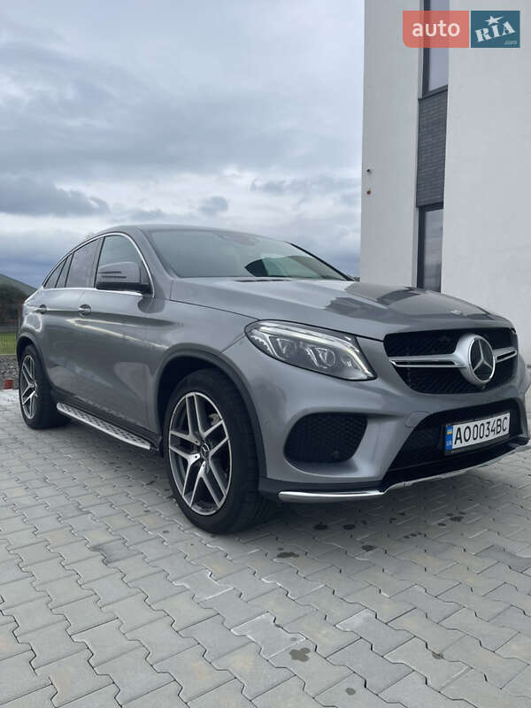 Внедорожник / Кроссовер Mercedes-Benz GLE-Class 2016 в Хусте