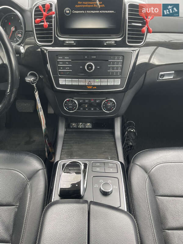 Внедорожник / Кроссовер Mercedes-Benz GLE-Class 2016 в Хусте