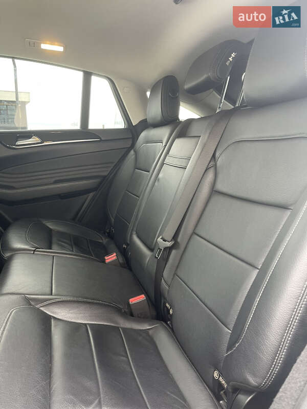 Внедорожник / Кроссовер Mercedes-Benz GLE-Class 2016 в Хусте