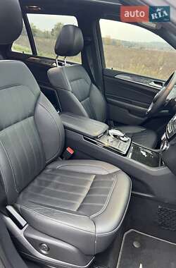 Внедорожник / Кроссовер Mercedes-Benz GLE-Class 2016 в 