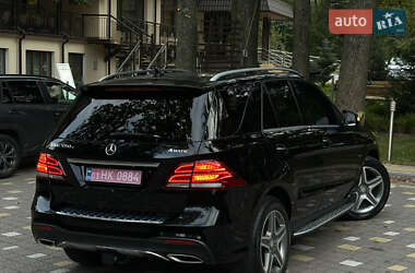 Внедорожник / Кроссовер Mercedes-Benz GLE-Class 2016 в 
