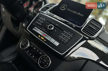Внедорожник / Кроссовер Mercedes-Benz GLE-Class 2016 в 