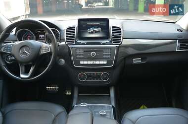 Внедорожник / Кроссовер Mercedes-Benz GLE-Class 2016 в 