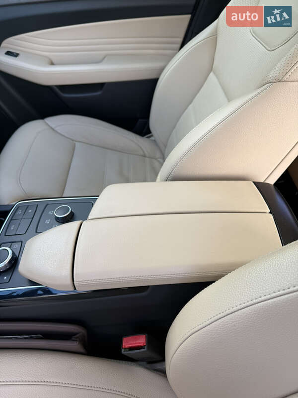 Внедорожник / Кроссовер Mercedes-Benz GLE-Class 2017 в Трускавце