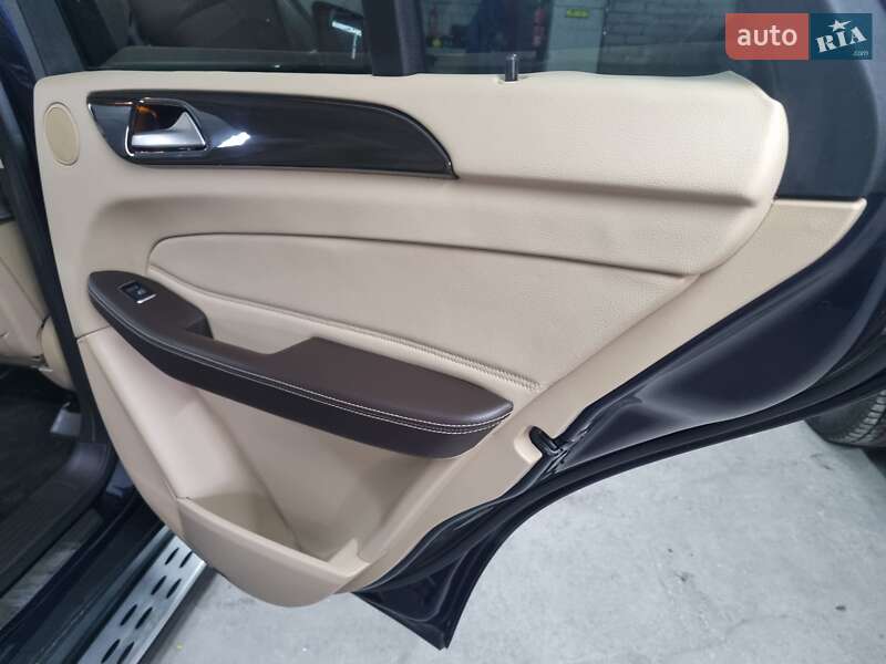 Внедорожник / Кроссовер Mercedes-Benz GLE-Class 2018 в Ровно