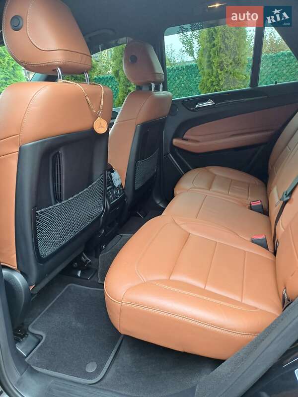 Внедорожник / Кроссовер Mercedes-Benz GLE-Class 2017 в Сарнах