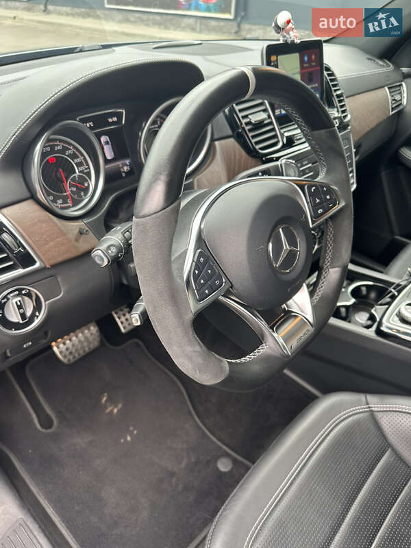 Позашляховик / Кросовер Mercedes-Benz GLE-Class 2017 в Києві фото 25 Позашляховик / Кросовер Mercedes-Benz GLE-Class 2017 в Києві