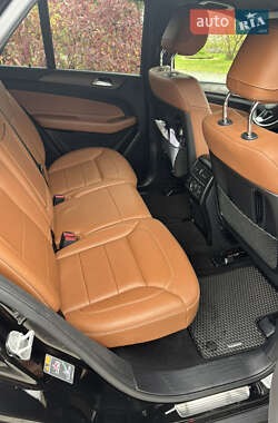 Внедорожник / Кроссовер Mercedes-Benz GLE-Class 2017 в 