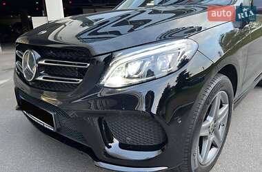 Внедорожник / Кроссовер Mercedes-Benz GLE-Class 2017 в 
