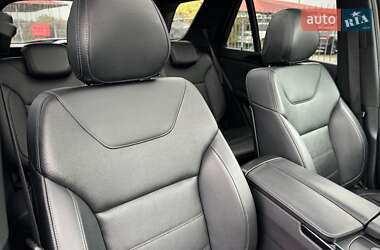 Внедорожник / Кроссовер Mercedes-Benz GLE-Class 2017 в 