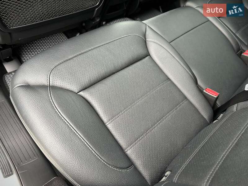 Внедорожник / Кроссовер Mercedes-Benz GLE-Class 2017 в Киеве фото 61 Внедорожник / Кроссовер Mercedes-Benz GLE-Class 2017 в Киеве