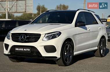 Внедорожник / Кроссовер Mercedes-Benz GLE-Class 2017 в 
