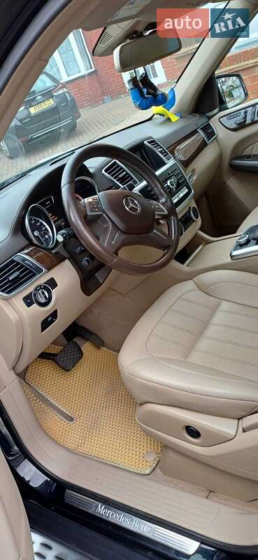 Позашляховик / Кросовер Mercedes-Benz GLE-Class 2015 в Тернополі фото 7 Позашляховик / Кросовер Mercedes-Benz GLE-Class 2015 в Тернополі
