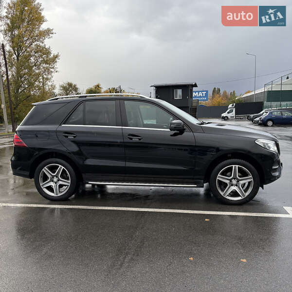 Внедорожник / Кроссовер Mercedes-Benz GLE-Class 2015 в Киеве фото 5 Внедорожник / Кроссовер Mercedes-Benz GLE-Class 2015 в Киеве