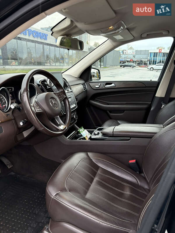 Внедорожник / Кроссовер Mercedes-Benz GLE-Class 2015 в Киеве фото 19 Внедорожник / Кроссовер Mercedes-Benz GLE-Class 2015 в Киеве