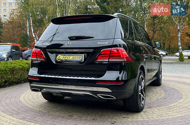 Позашляховик / Кросовер Mercedes-Benz GLE-Class 2015 в  фото 7 Позашляховик / Кросовер Mercedes-Benz GLE-Class 2015 в