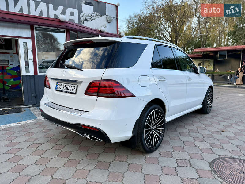 Внедорожник / Кроссовер Mercedes-Benz GLE-Class 2016 в Львове