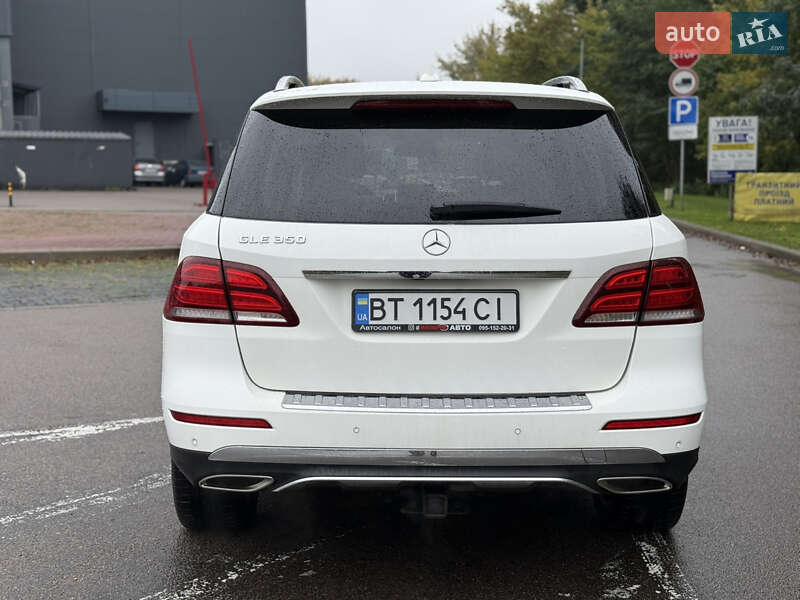 Позашляховик / Кросовер Mercedes-Benz GLE-Class 2016 в Києві фото 10 Позашляховик / Кросовер Mercedes-Benz GLE-Class 2016 в Києві
