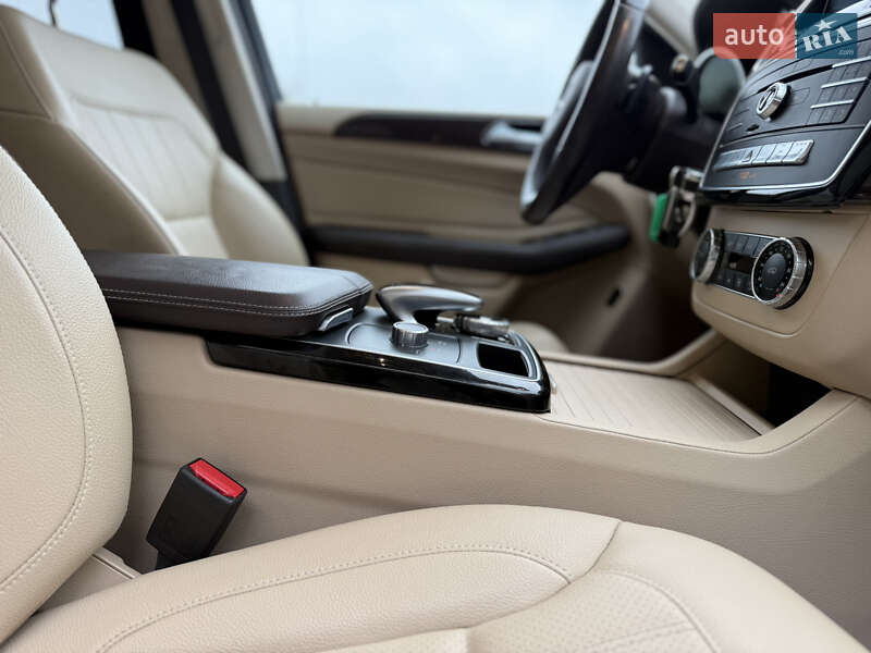 Позашляховик / Кросовер Mercedes-Benz GLE-Class 2016 в Києві фото 15 Позашляховик / Кросовер Mercedes-Benz GLE-Class 2016 в Києві