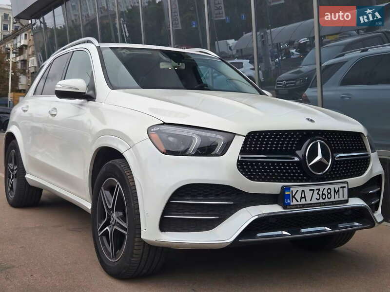 Внедорожник / Кроссовер Mercedes-Benz GLE-Class 2019 в 