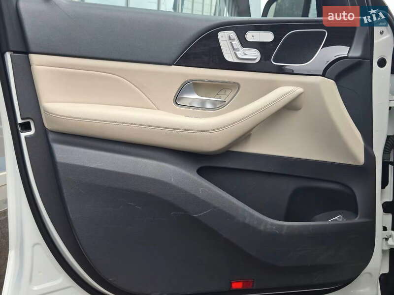 Внедорожник / Кроссовер Mercedes-Benz GLE-Class 2019 в Киеве фото 12 Внедорожник / Кроссовер Mercedes-Benz GLE-Class 2019 в Киеве