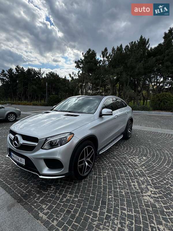 Позашляховик / Кросовер Mercedes-Benz GLE-Class 2016 в Дніпрі фото 8 Позашляховик / Кросовер Mercedes-Benz GLE-Class 2016 в Дніпрі