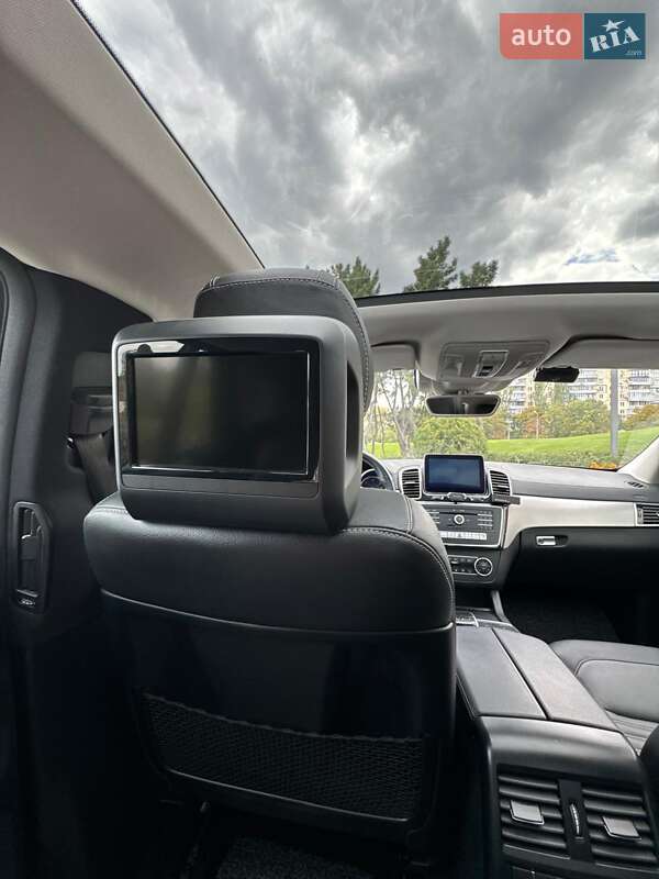 Позашляховик / Кросовер Mercedes-Benz GLE-Class 2016 в Дніпрі фото 21 Позашляховик / Кросовер Mercedes-Benz GLE-Class 2016 в Дніпрі