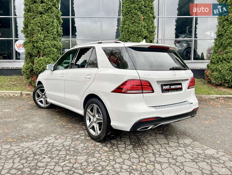 Внедорожник / Кроссовер Mercedes-Benz GLE-Class 2016 в Киеве фото 6 Внедорожник / Кроссовер Mercedes-Benz GLE-Class 2016 в Киеве