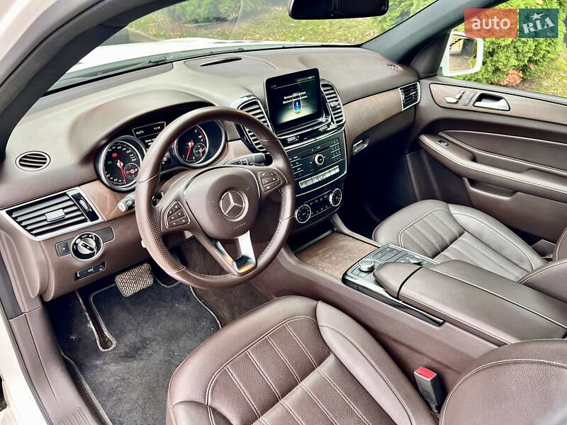 Внедорожник / Кроссовер Mercedes-Benz GLE-Class 2016 в Киеве фото 23 Внедорожник / Кроссовер Mercedes-Benz GLE-Class 2016 в Киеве
