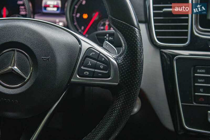 Внедорожник / Кроссовер Mercedes-Benz GLE-Class 2015 в Киеве