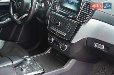 Позашляховик / Кросовер Mercedes-Benz GLE-Class 2015 в  фото 28 Позашляховик / Кросовер Mercedes-Benz GLE-Class 2015 в