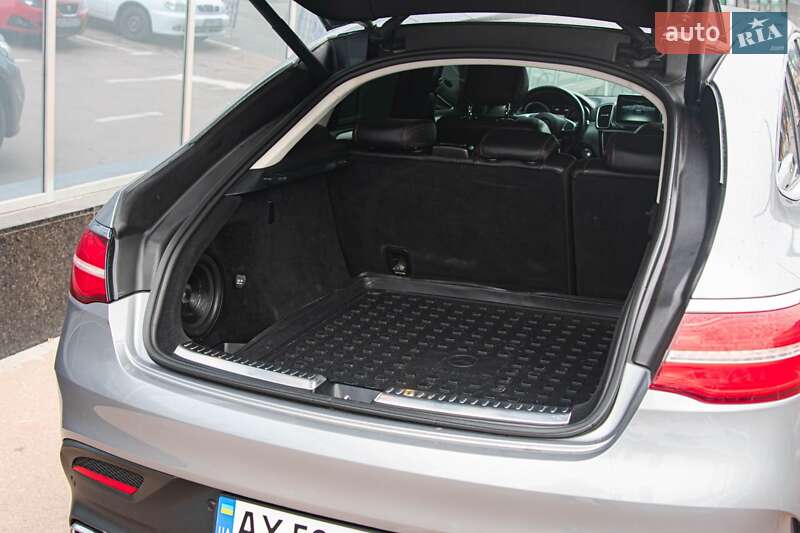 Внедорожник / Кроссовер Mercedes-Benz GLE-Class 2015 в Киеве