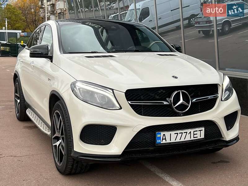 Mercedes-Benz GLE-Class 2017 Mercedes-Benz GLE-Class 2017