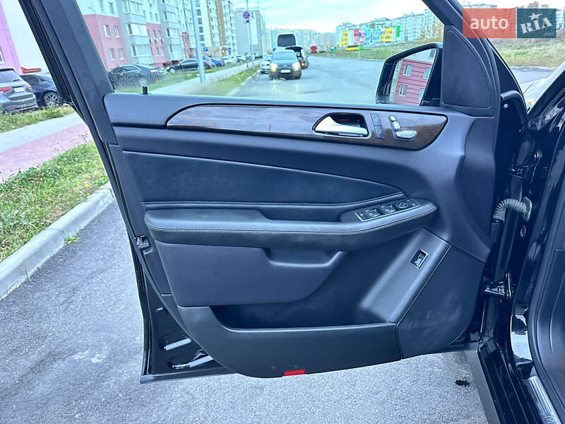 Позашляховик / Кросовер Mercedes-Benz GLE-Class 2016 в Вінниці фото 35 Позашляховик / Кросовер Mercedes-Benz GLE-Class 2016 в Вінниці