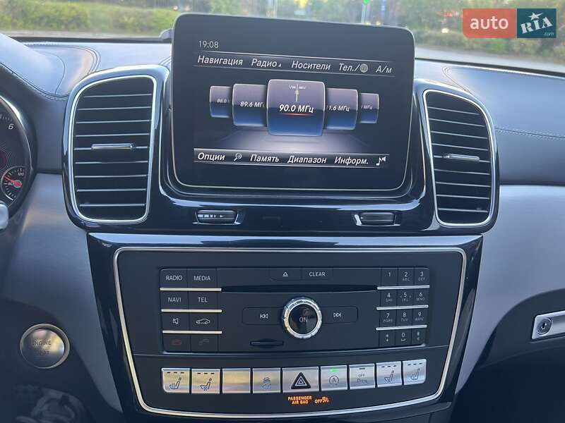 Внедорожник / Кроссовер Mercedes-Benz GLE-Class 2018 в Киеве