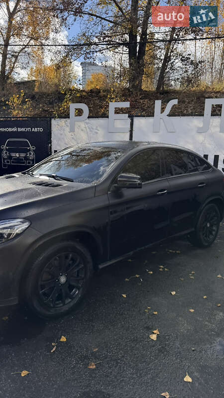 Внедорожник / Кроссовер Mercedes-Benz GLE-Class 2016 в Киеве фото 4 Внедорожник / Кроссовер Mercedes-Benz GLE-Class 2016 в Киеве