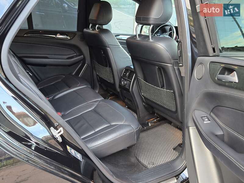 Позашляховик / Кросовер Mercedes-Benz GLE-Class 2017 в Києві фото 16 Позашляховик / Кросовер Mercedes-Benz GLE-Class 2017 в Києві