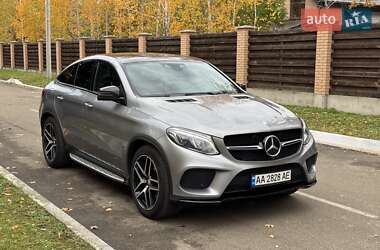 Внедорожник / Кроссовер Mercedes-Benz GLE-Class 2016 в Киеве