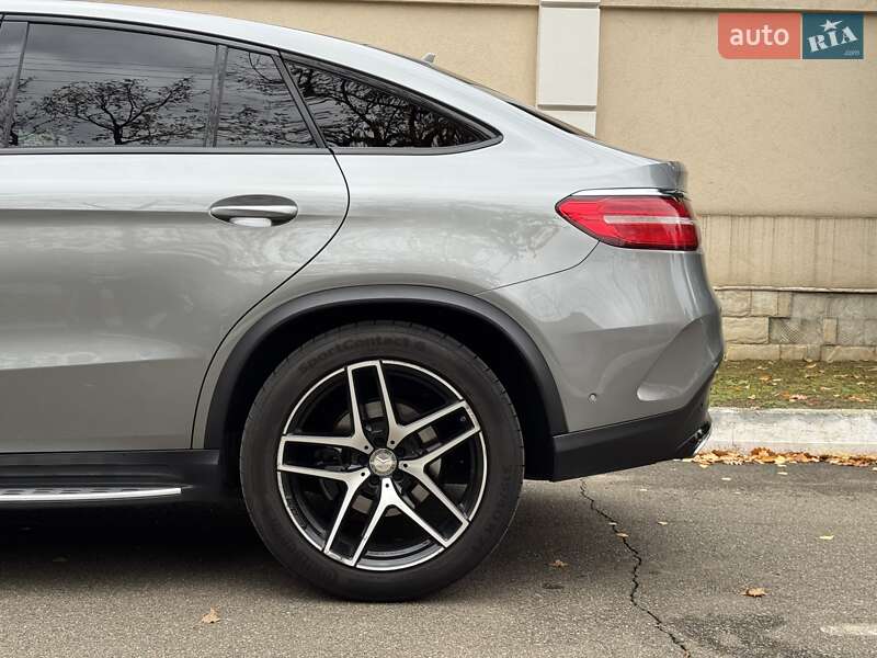 Внедорожник / Кроссовер Mercedes-Benz GLE-Class 2016 в Киеве фото 10 Внедорожник / Кроссовер Mercedes-Benz GLE-Class 2016 в Киеве