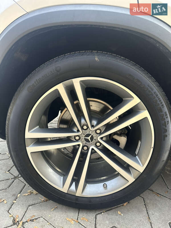 Позашляховик / Кросовер Mercedes-Benz GLE-Class 2020 в Тернополі фото 29 Позашляховик / Кросовер Mercedes-Benz GLE-Class 2020 в Тернополі