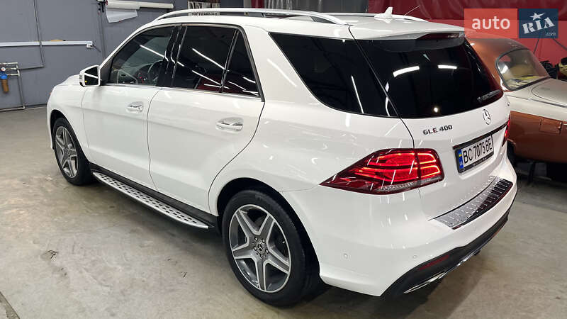 Позашляховик / Кросовер Mercedes-Benz GLE-Class 2017 в Львові фото 7 Позашляховик / Кросовер Mercedes-Benz GLE-Class 2017 в Львові