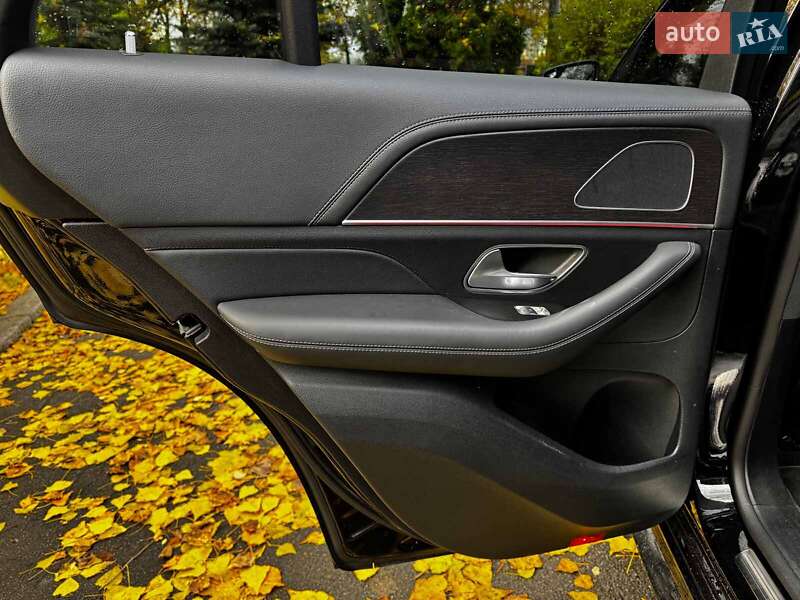 Позашляховик / Кросовер Mercedes-Benz GLE-Class 2020 в Києві фото 28 Позашляховик / Кросовер Mercedes-Benz GLE-Class 2020 в Києві