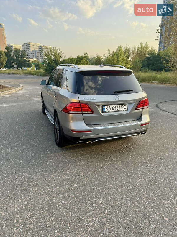 Позашляховик / Кросовер Mercedes-Benz GLE-Class 2015 в Києві фото 4 Позашляховик / Кросовер Mercedes-Benz GLE-Class 2015 в Києві