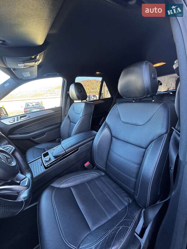 Внедорожник / Кроссовер Mercedes-Benz GLE-Class 2017 в Иршаве фото 47 Внедорожник / Кроссовер Mercedes-Benz GLE-Class 2017 в Иршаве