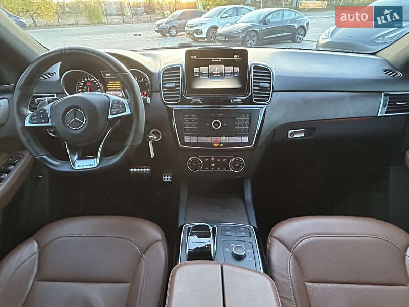 Внедорожник / Кроссовер Mercedes-Benz GLE-Class 2018 в Киеве фото 42 Внедорожник / Кроссовер Mercedes-Benz GLE-Class 2018 в Киеве
