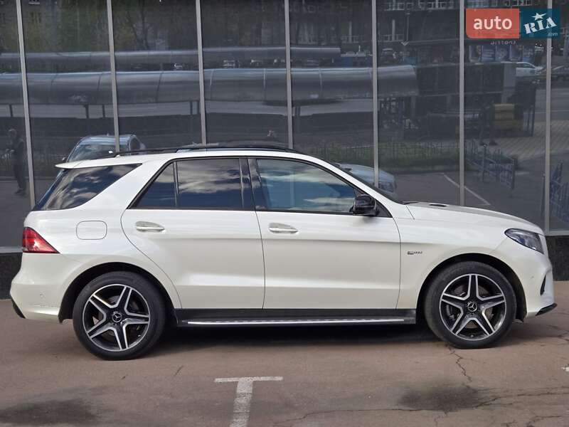 Внедорожник / Кроссовер Mercedes-Benz GLE-Class 2018 в Киеве фото 7 Внедорожник / Кроссовер Mercedes-Benz GLE-Class 2018 в Киеве