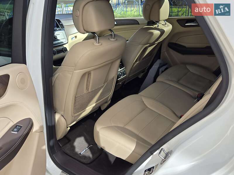 Внедорожник / Кроссовер Mercedes-Benz GLE-Class 2018 в Киеве фото 14 Внедорожник / Кроссовер Mercedes-Benz GLE-Class 2018 в Киеве