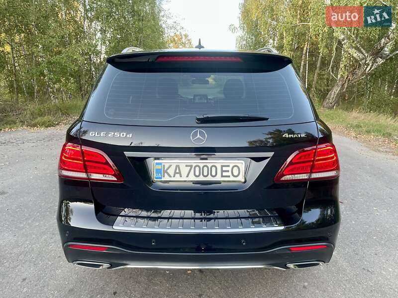 Позашляховик / Кросовер Mercedes-Benz GLE-Class 2016 в Києві