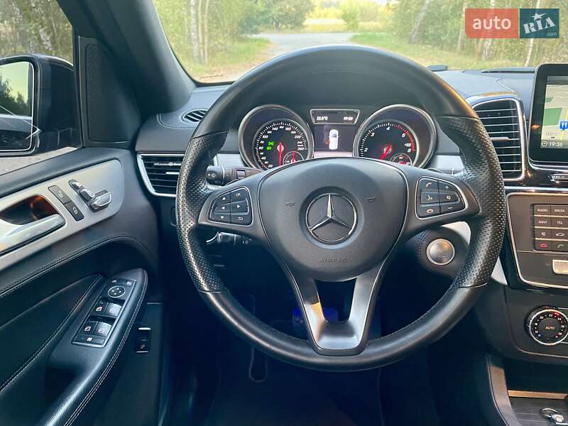 Позашляховик / Кросовер Mercedes-Benz GLE-Class 2016 в Києві