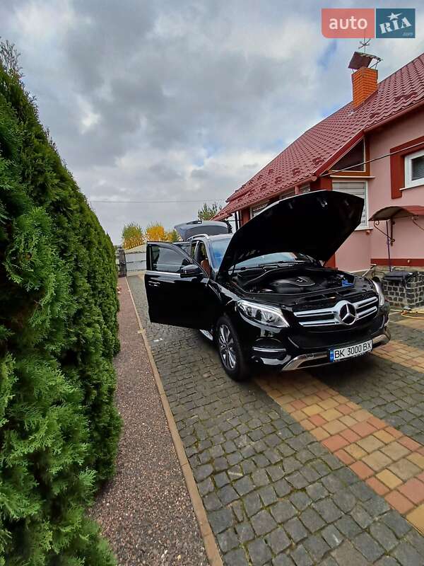 Внедорожник / Кроссовер Mercedes-Benz GLE-Class 2017 в Сарнах